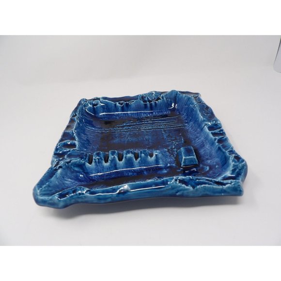 Pair Vintage MCM Large Blue Ashtrays Marked Japan. Square Ashtray 9 1/4" L x 9 1 - Picture 5 of 10